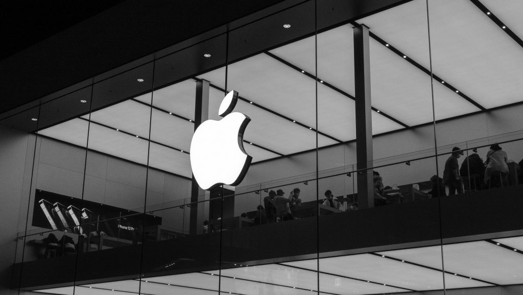 Apple stänger allvarligt säkerhetshål